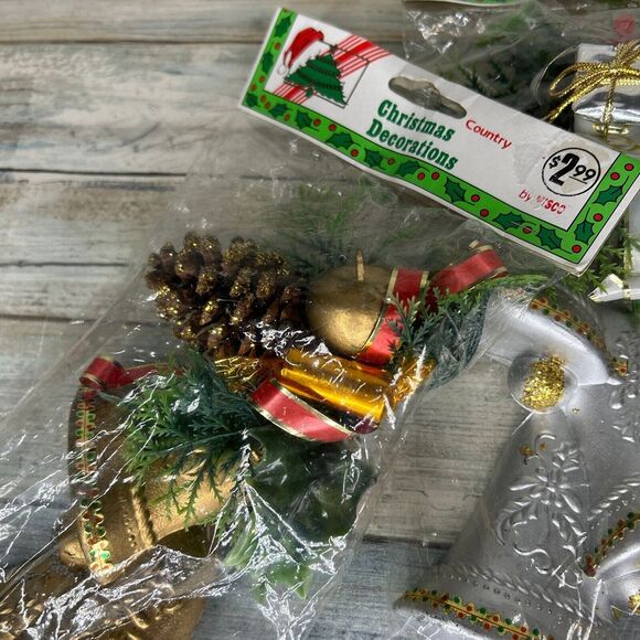 Vintage‎ Christmas Decorations Bells Ornament Country Silk MISCO Silver Gold - Picture 4 of 9